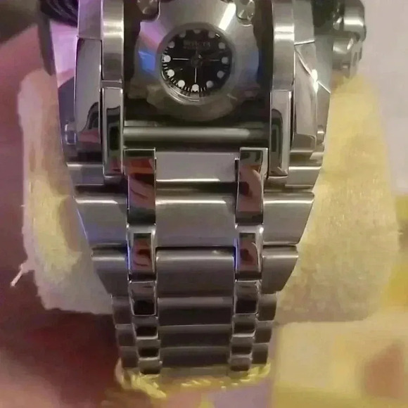 Men's Invicta watch - Picture 3 of 6